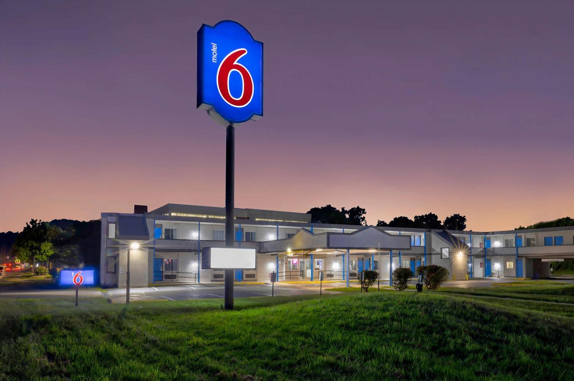 Motel 6 Harrisburg Pa Near Pa Expo Center Extérieur photo